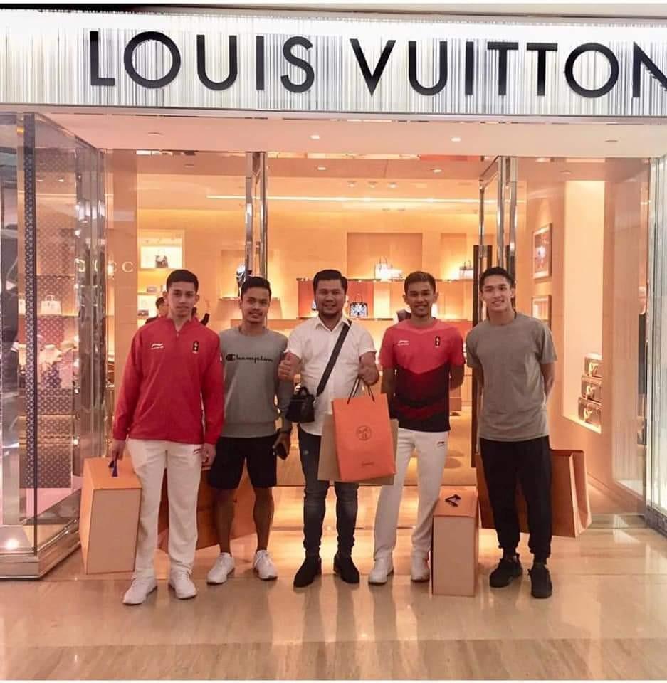 Jonatan Christie CS di Louis Vuitton. (twitter/@timmymalachi)