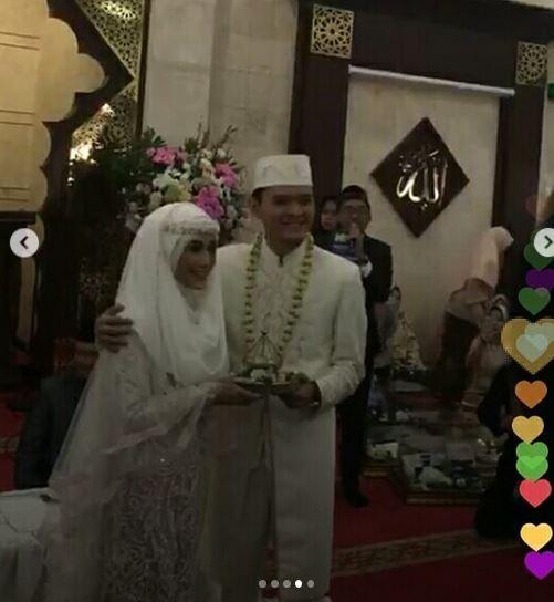 Gaun Pengantin Anisa Rahma