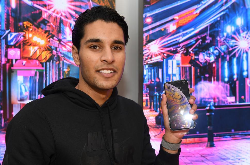 Intip Wajah iPhone XS Terbaru, Dijual Perdana di Australia Intip Wajah iPhone XS Terbaru, Dijual Perdana di Australia