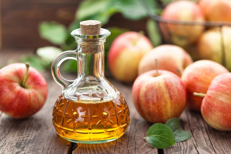 Waspada efek samping sari cuka apel. (Shutterstock)
