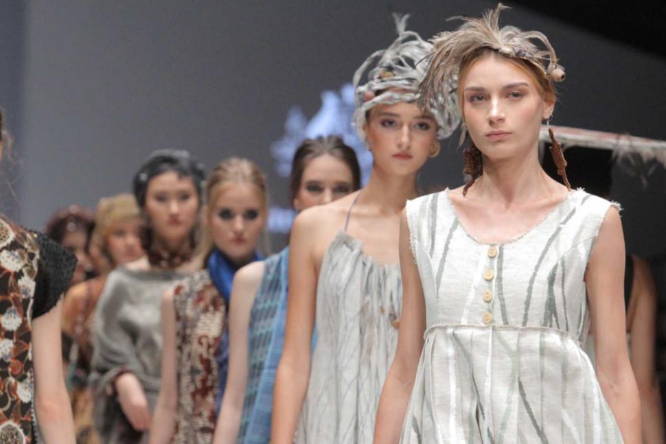 Paras Cantik Perpaduan Budaya Indonesia dan Australia di JFW 2019 Paras Cantik Perpaduan Budaya Indonesia dan Australia di JFW 2019