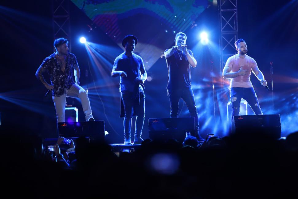 Boy Band Blue Ajak Penonton Nostalgia di The 90's festival Boy Band Blue Ajak Penonton Nostalgia di The 90's festival