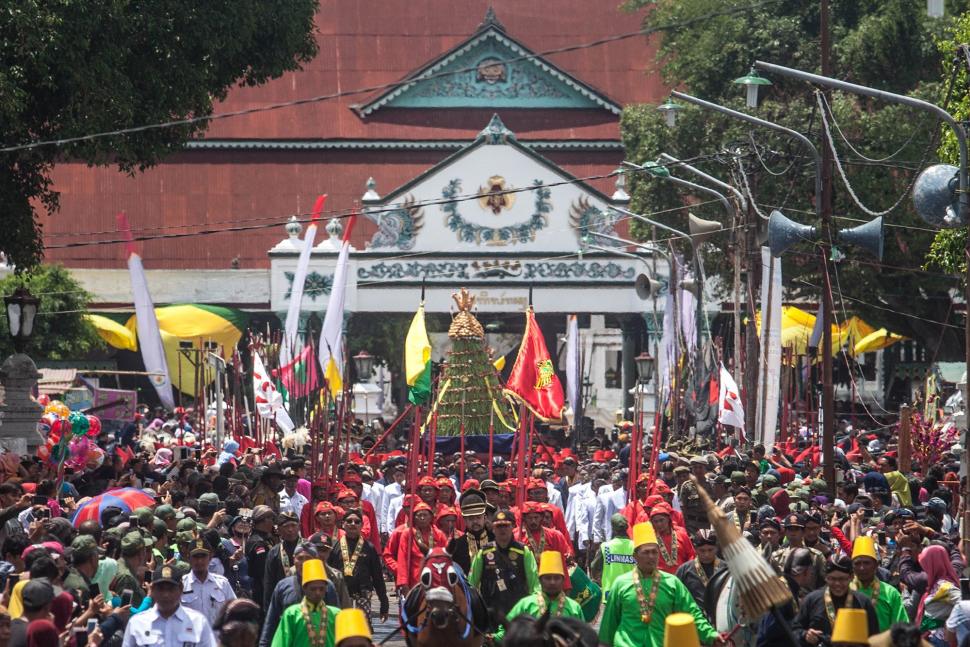 Grebeg Maulud Keraton Yogyakarta Grebeg Maulud Keraton Yogyakarta