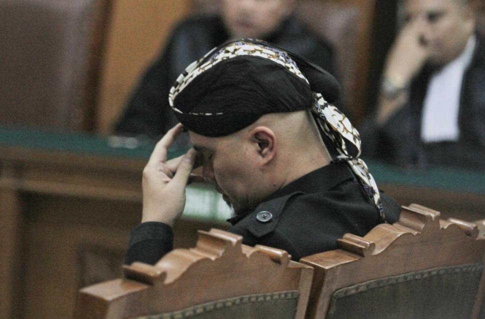 Musisi Ahmad Dhani menjalani sidang tuntutan atas kasus Ujaran Kebencian di Pengadilan Negeri (PN), Jakarta Selatan, Senin (26/11). (Suara.com/Fakhri Hermansyah)