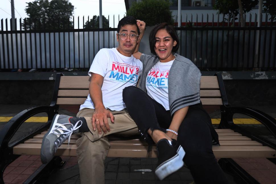 Potret Keseruan Bintang Milly dan Mamet Potret Keseruan Bintang Milly dan Mamet