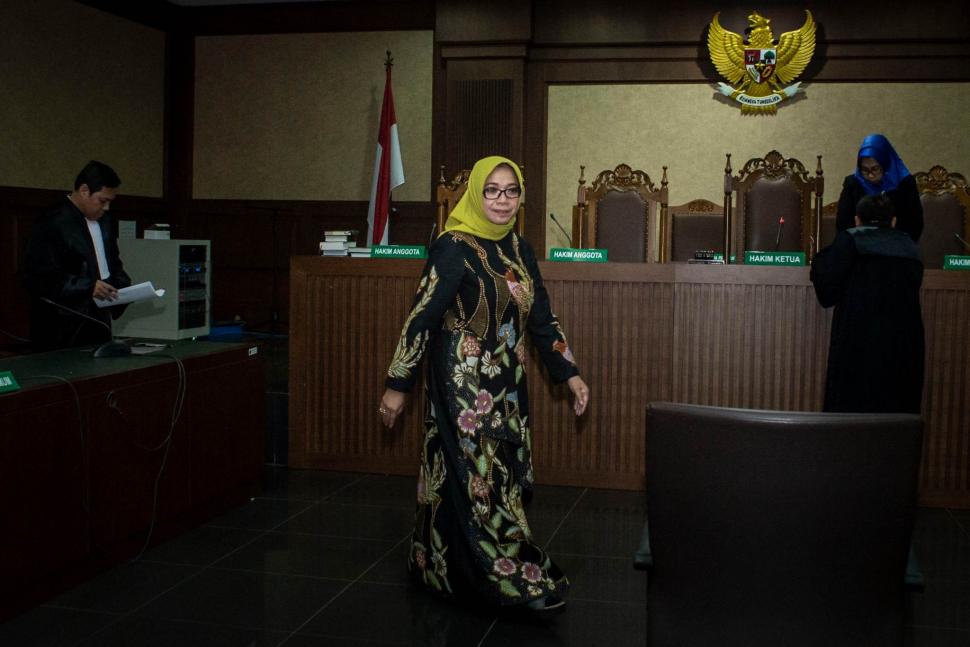 Eni Saragih Jalani Sidang Dakwaan Terkait Suap PLTU Riau-1 Eni Saragih Jalani Sidang Dakwaan Terkait Suap PLTU Riau-1