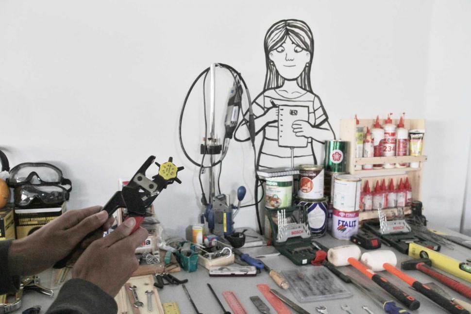 Melihat Ruang kreatif di Jakarta Creative Hub Melihat Ruang kreatif di Jakarta Creative Hub