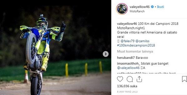 Juara dunia MotoGP tujuh kali, Valentino Rossi, saat mengikuti ajang La 100km dei Campioni 2018 di Motor Ranch, Tavullia, Italia pada, Minggu (2/12). [Instagram@ValeYellow46]