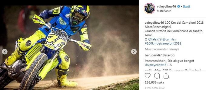 Juara dunia MotoGP tujuh kali, Valentino Rossi, saat mengikuti ajang La 100km dei Campioni 2018 di Motor Ranch, Tavullia, Italia pada, Minggu (2/12). [Instagram@ValeYellow46]