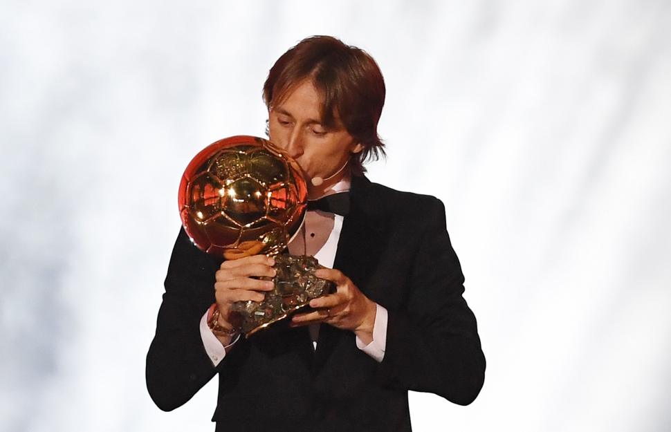 Hebat! Luka Modric Raih Ballon d'Or 2018 Hebat! Luka Modric Raih Ballon d'Or 2018