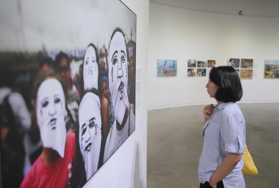 Pameran Foto Isu Politik Identitas Pameran Foto Isu Politik Identitas