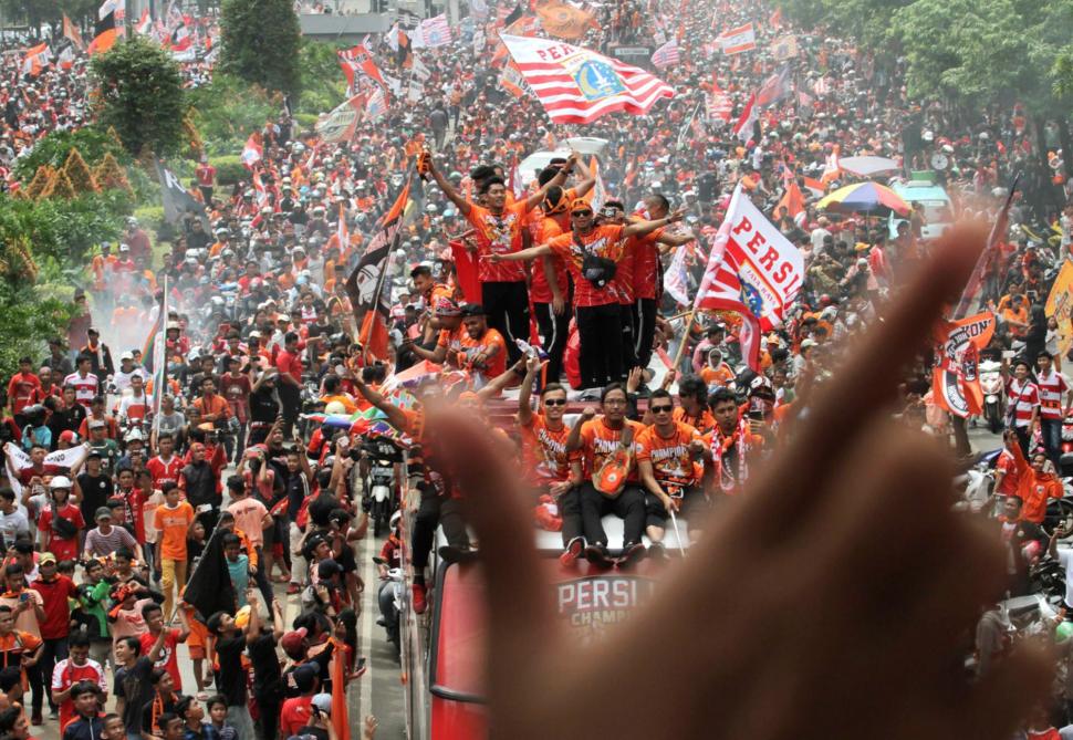 Konvoi Kemenangan Persija Jakarta Konvoi Kemenangan Persija Jakarta
