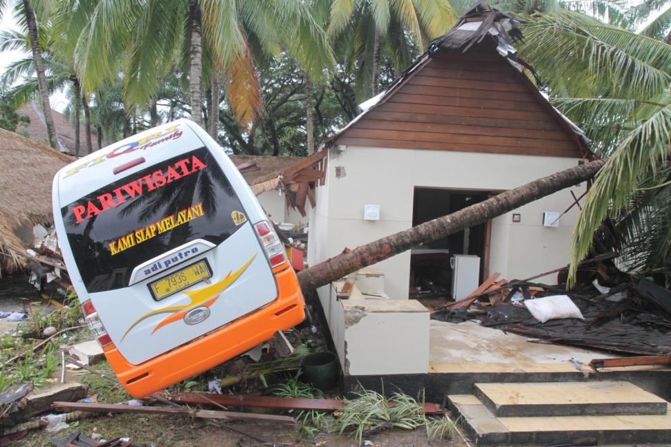 Kondisi Resort Tanjung Lesung Usai Dihantam Tsunami Kondisi Resort Tanjung Lesung Usai Dihantam Tsunami