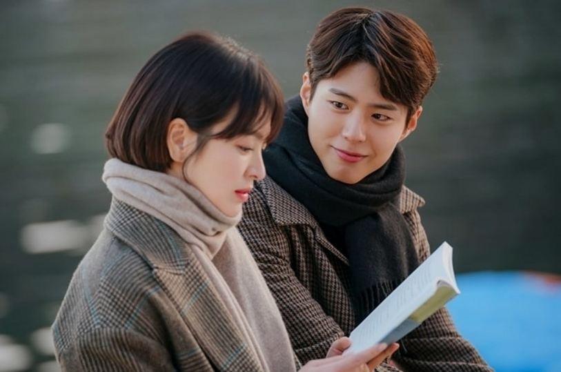 Cha Soo Hyun (Song Hye Kyo) and Kim Jin Hyuk (Park Bo Gum) dalam Encounter [Soompi]