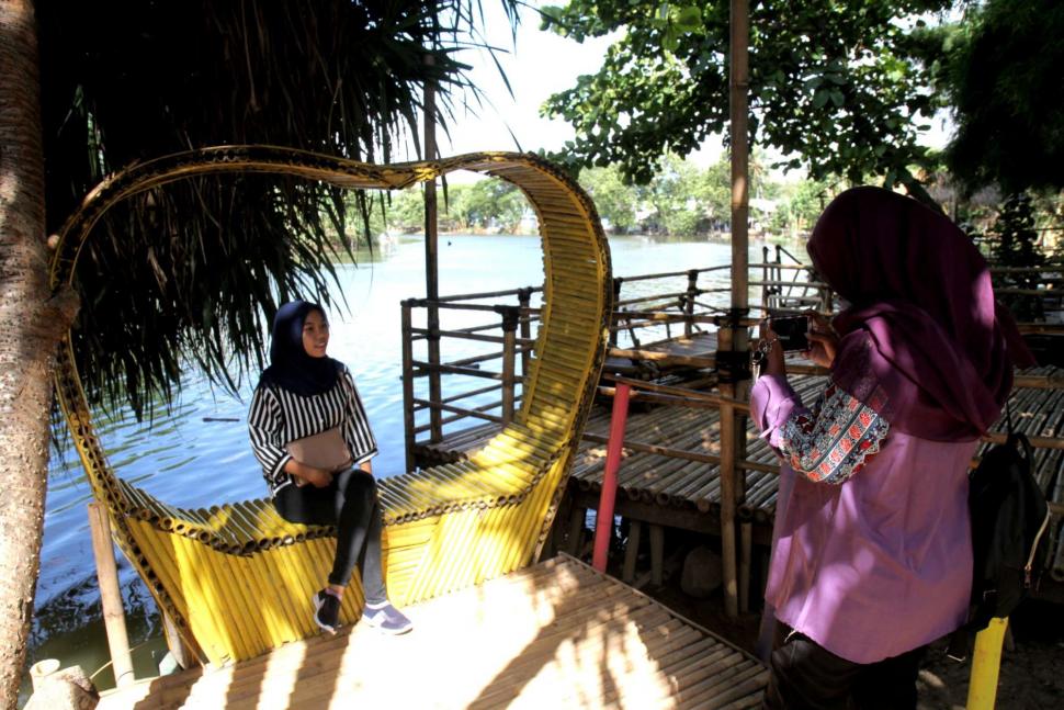 Wisata Hutan Bambu