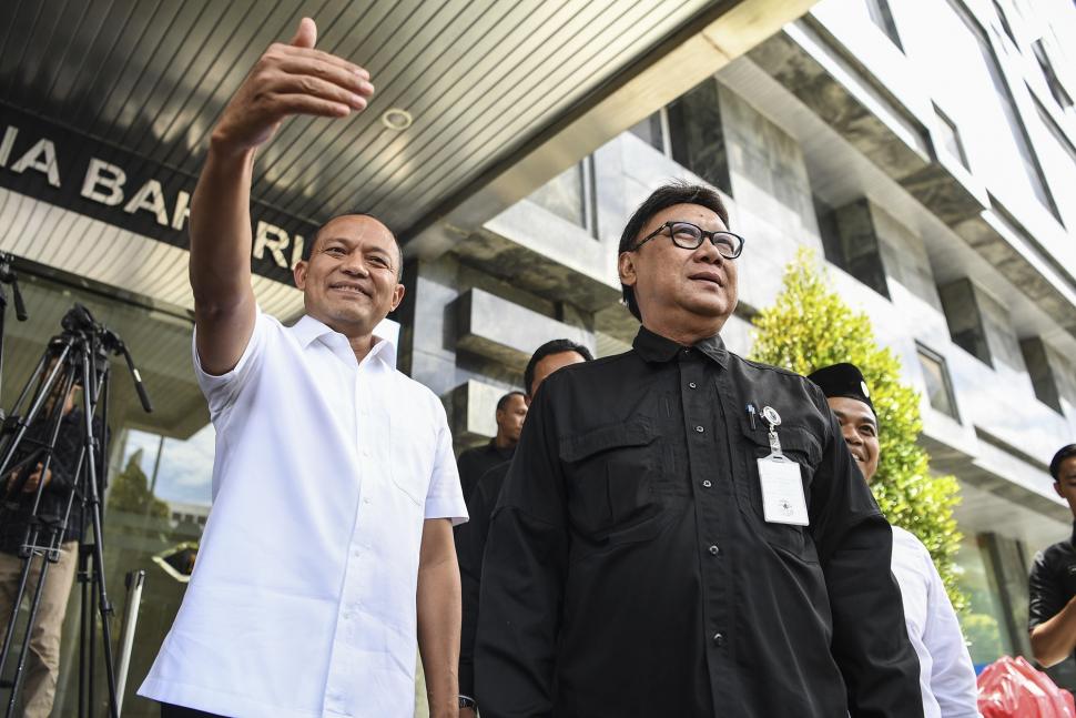 Mendagri Datangi Bareskrim Polri Mendagri Datangi Bareskrim Polri