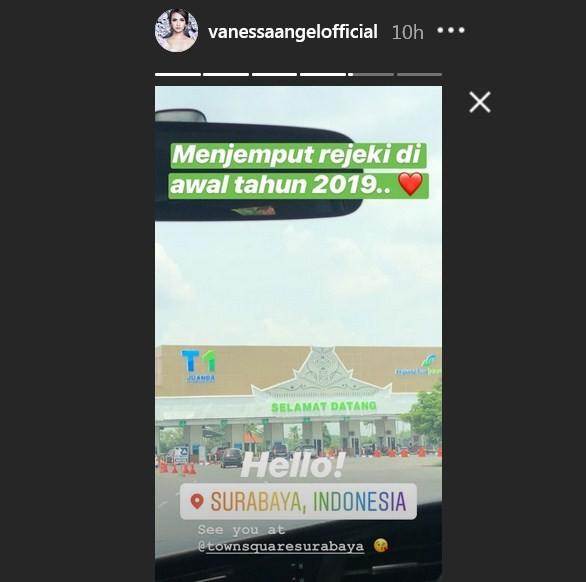 Vanessa Angel saat tiba di Surabaya. (Instagram)