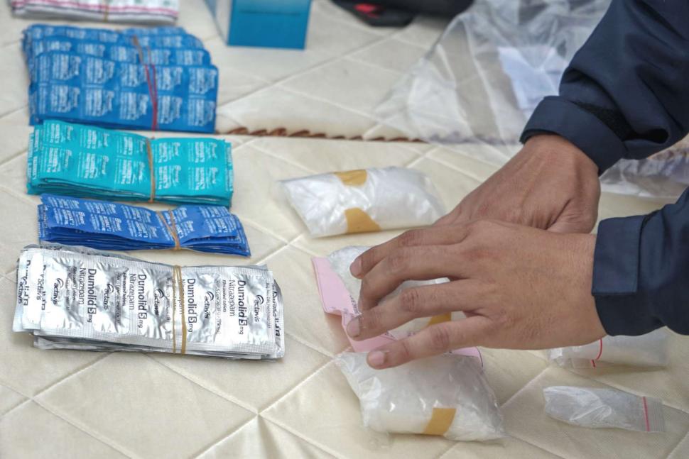 Polisi Ungkap kasus Gudang Narkoba di Sekolah Polisi Ungkap kasus Gudang Narkoba di Sekolah
