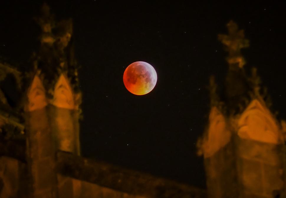Indahnya Supermoon di Berbagai Penjuru Dunia Indahnya Supermoon di Berbagai Penjuru Dunia