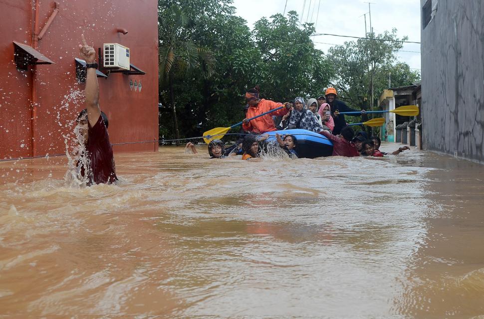 Perumahan di Makassar Terendam Banjir Perumahan di Makassar Terendam Banjir