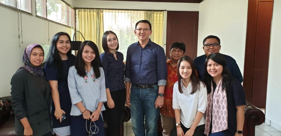 Momen Ahok Bersama Keluarga Usai Bebas dari Penjara Momen Ahok Bersama Keluarga Usai Bebas dari Penjara