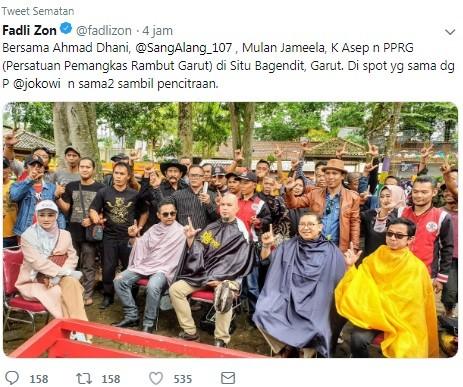 Ahmad Dhani dan Fadli Zon cukur rambut di Garut. [Twitter]