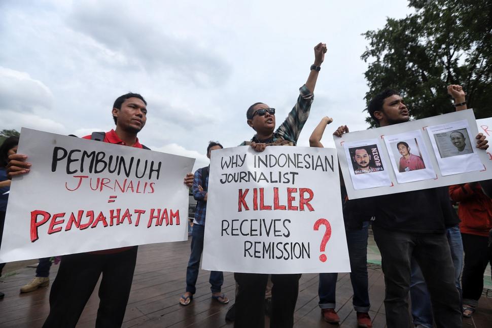 Aksi Tolak Remisi Pembunuh Jurnalis di Depan Istana Aksi Tolak Remisi Pembunuh Jurnalis di Depan Istana