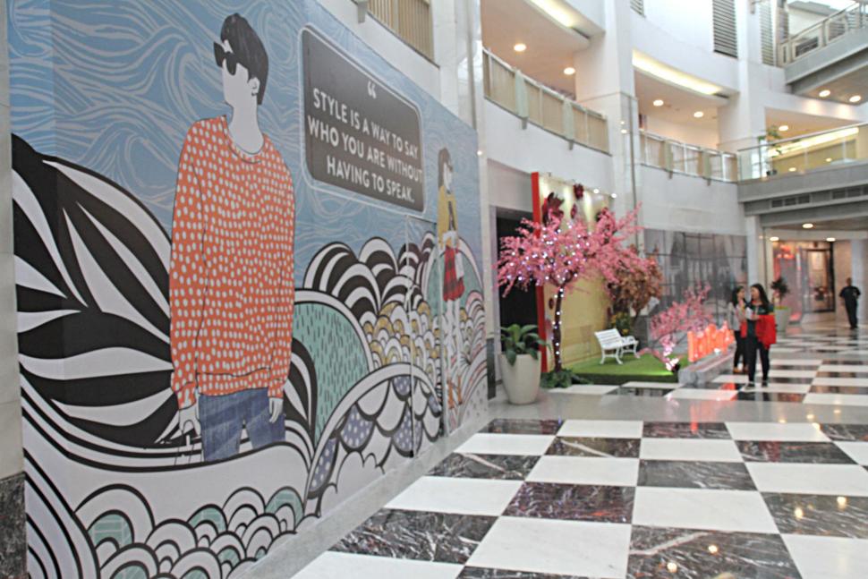 E-commerce Muncul, Pengunjung Mall Sepi E-commerce Muncul, Pengunjung Mall Sepi