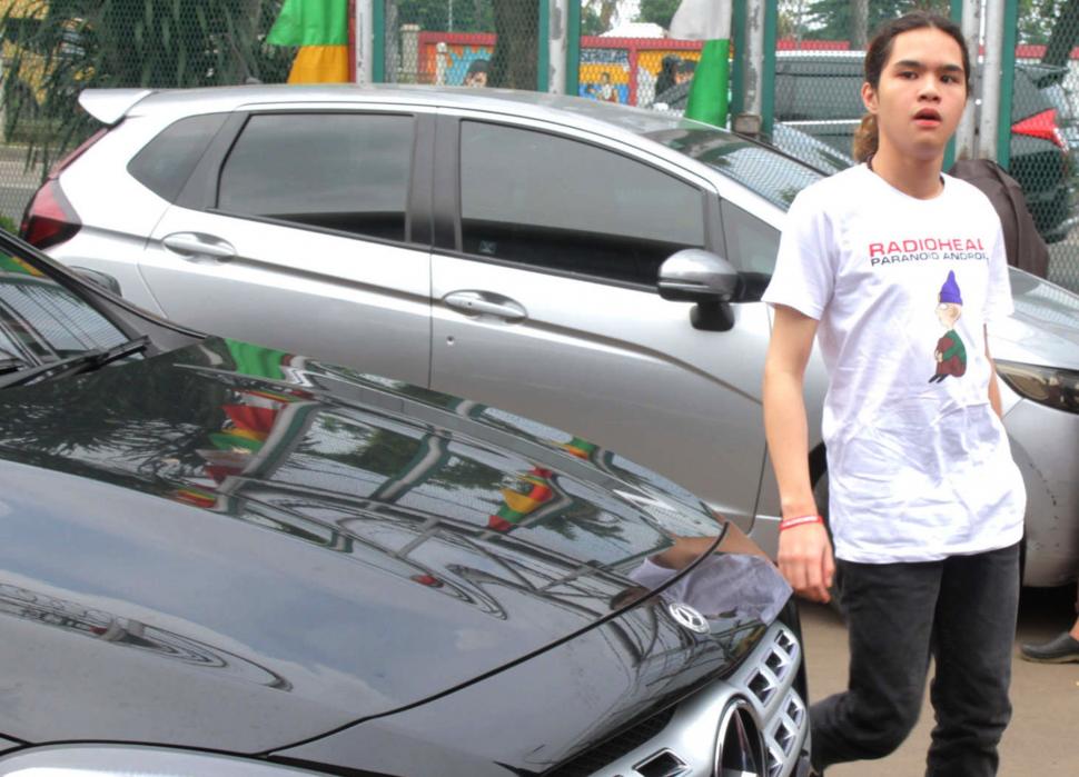 Dul Jaelani Jenguk Ahmad Dhani di Rutan Cipinang Dul Jaelani Jenguk Ahmad Dhani di Rutan Cipinang