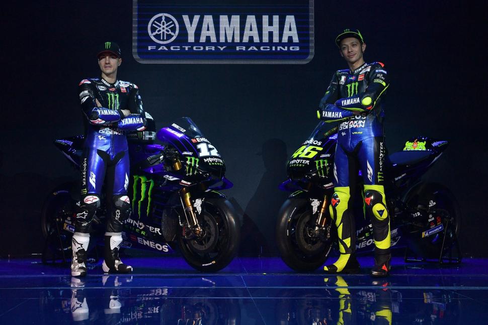 Gaya Rossi dan Vinales Luncurkan Motor MotoGP Baru Yamaha di Jakarta Gaya Rossi dan Vinales Luncurkan Motor MotoGP Baru Yamaha di Jakarta