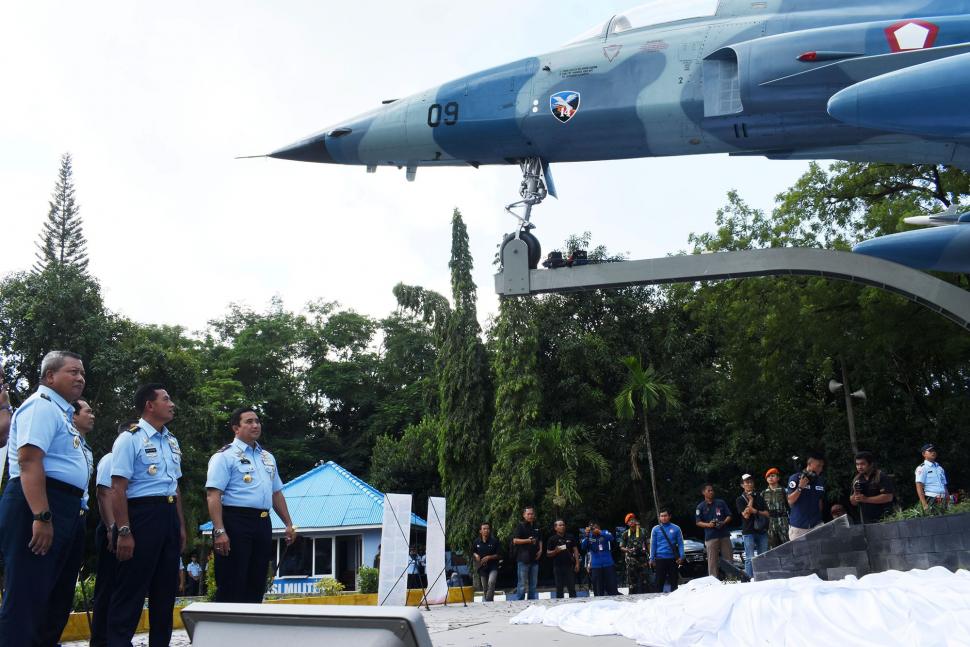 Peresmian Monumen Pesawat F-5 Peresmian Monumen Pesawat F-5