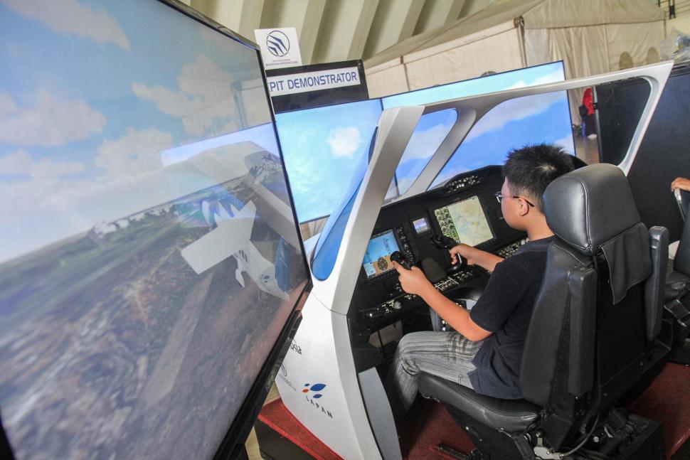Pameran Alutsista di Halim AFB Open Day Pameran Alutsista di Halim AFB Open Day