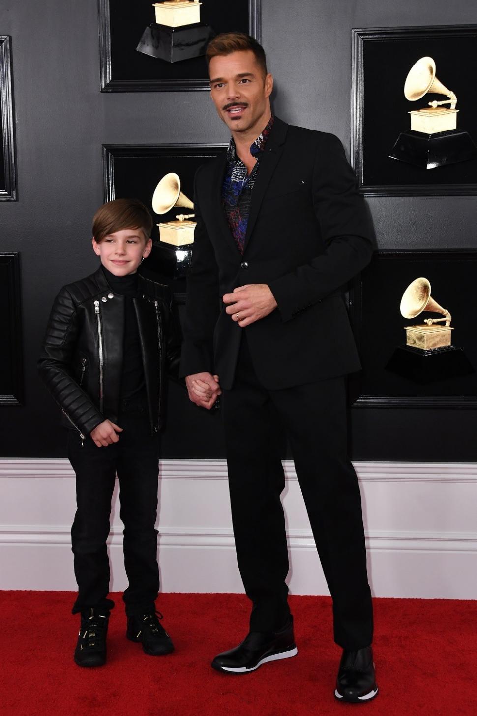 Para lelaki dengan busana terbaik di Grammy Awards 2019. (Dok. AFP Photo)