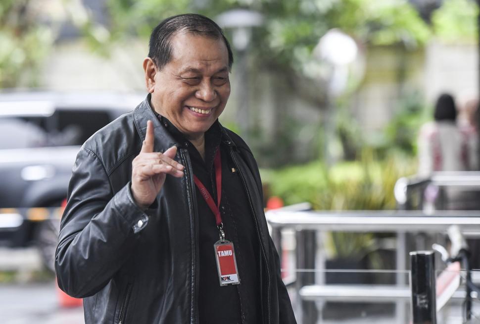 KPK Periksa Ketua Komisi III DPR KPK Periksa Ketua Komisi III DPR