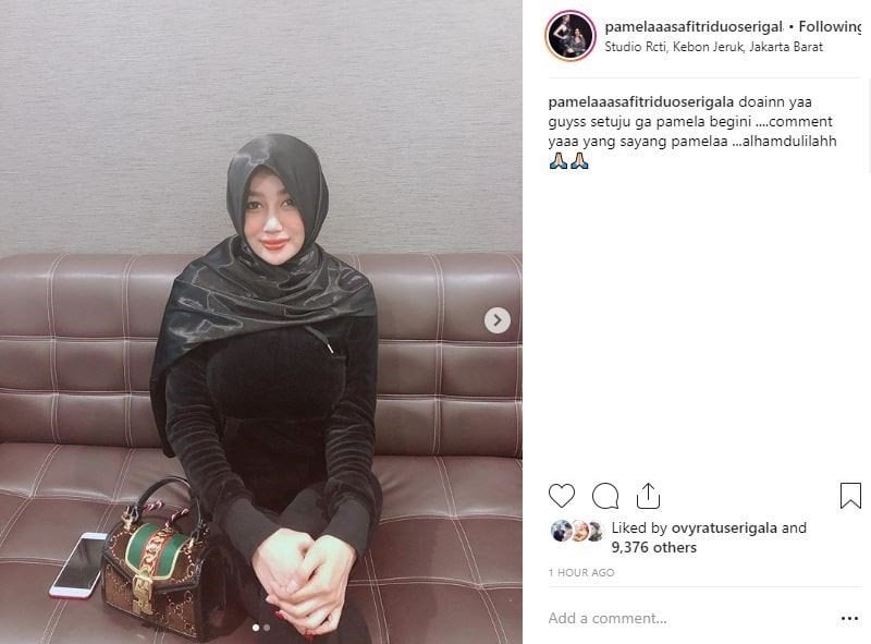 Pamela Safitri dalam balutan hijab. [instagram/pamelaaasafitriduoserigala]