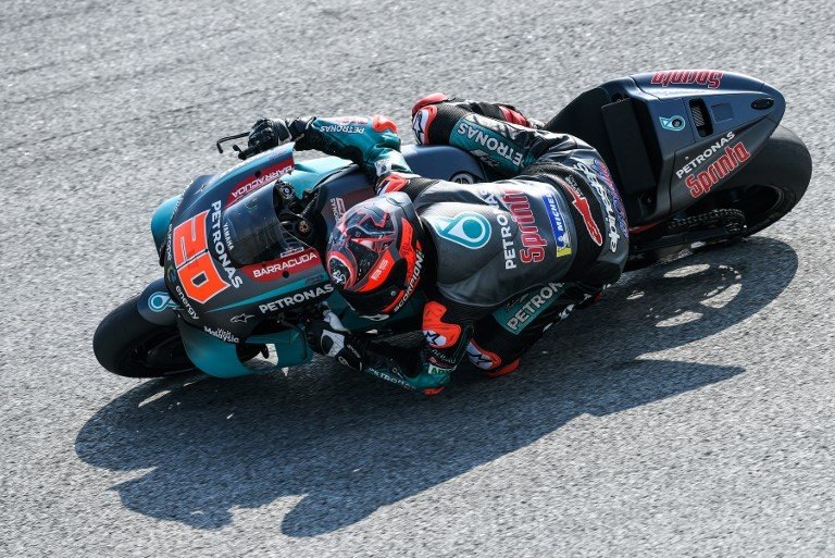 Pebalap muda Prancis yang memperkuat tim Petronas Yamaha SRT, Fabio Quartararo, mengikuti tes pramusim MotoGP 2019 di Sirkuit Sepang, Malaysia,Kamis (7/2/2019) . [AFP/Mohd Rasfan]