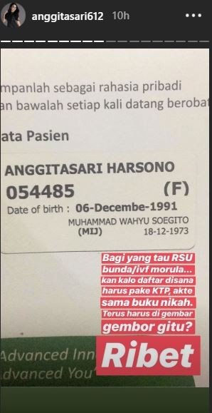 Anggita Sari tunjukkan bukti dirinya sudah menikah dengan Yudhie. [instagram/anggitasari612]