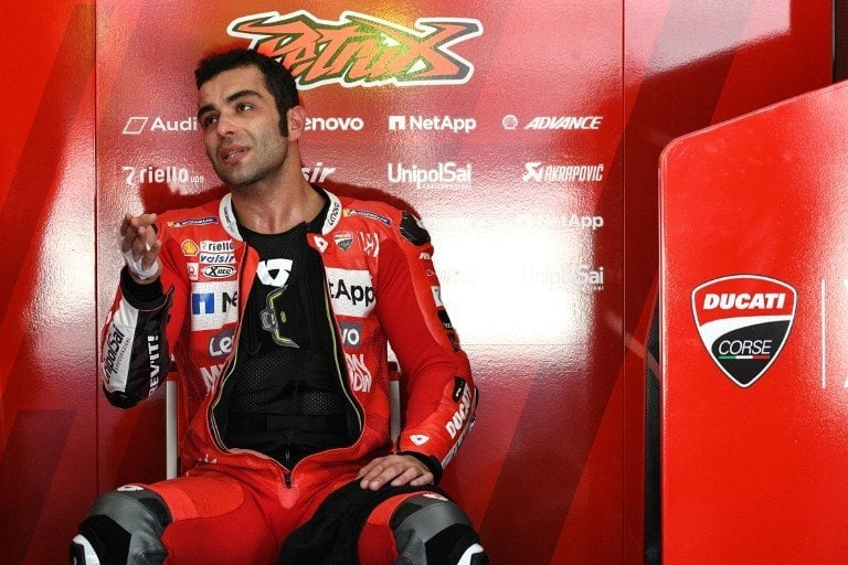 Pebalap anyar Ducati, Danilo Petrucci, saat menjalani tes pramusim MotoGP 2019 di Sirkuit Sepang, Malaysia, Rabu (6/2/2019). [AFP/Mohd Rasfan]