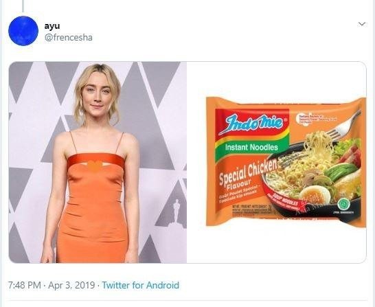 Saoirse Ronan disebut pakai baju mirip bungkus Indomie. (Dok. Twitter/frenchesha)