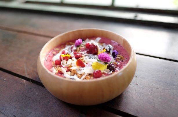 Resep Berry Yogurt Smoothie Bowl. (Dok Greenfields)