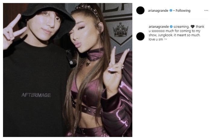 Ariana Grande berforo bersama Jungkook BTS di Los Angeles, Amerika Serikat, Selasa (7/5/2019). [instagram/arianagrande]