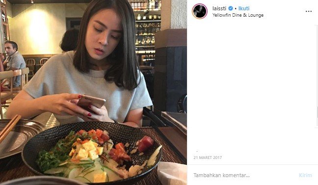 Potret liburan VJ Laissti, Cewek Cantik yang Beruntung Suapi Ariel NOAH. (Instagram/@laissti)