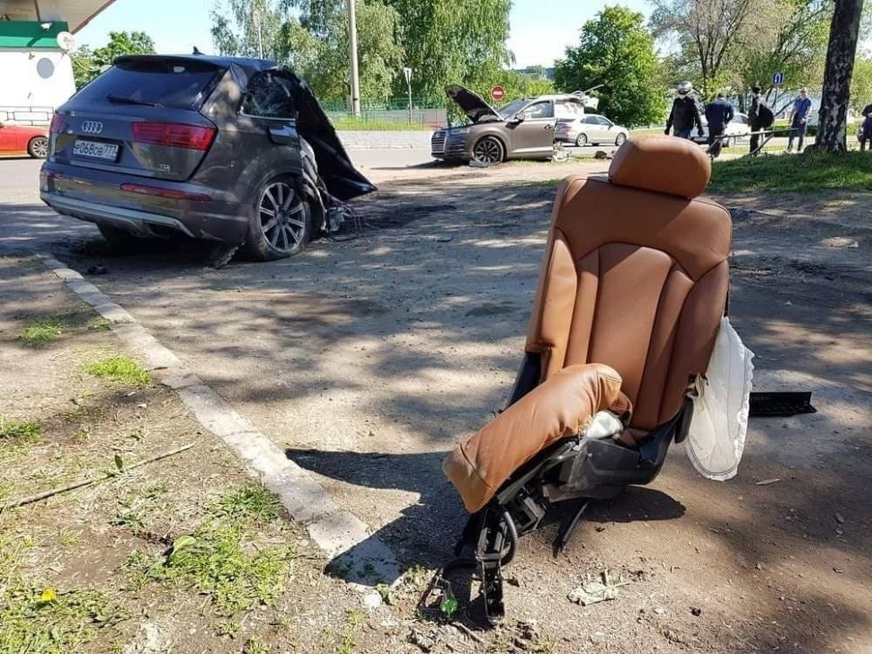 Mobil Audi Q7 Terbelah Jadi Dua. (Carscoops)