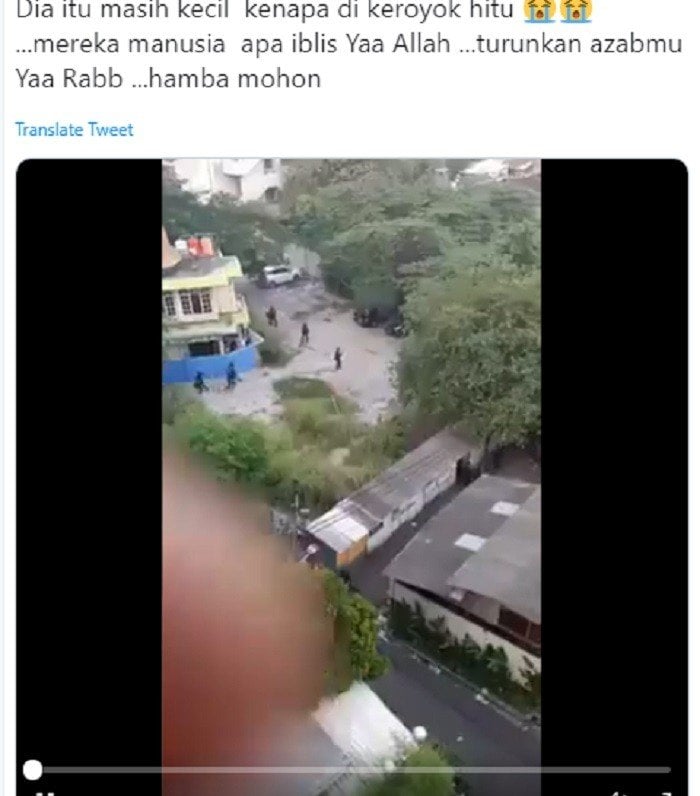 Video viral yang direkam dari atas. [Twitter]