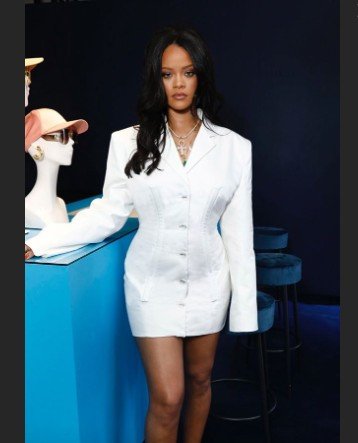 Rihanna di peluncuran Fenty. (Instagram/@fenty)