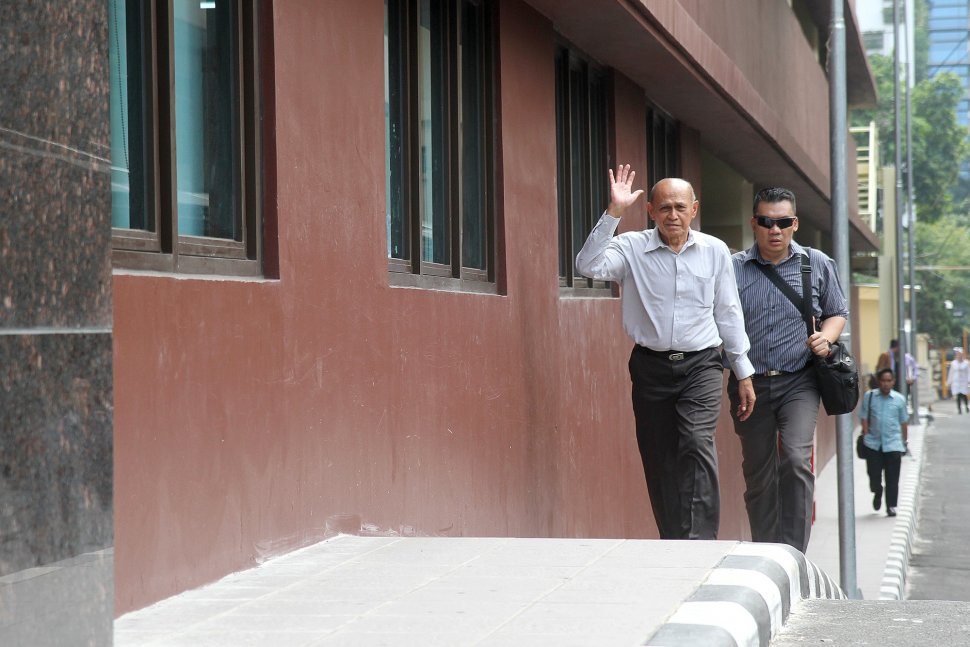 Mayor Jenderal TNI (Purn) Kivlan Zen saat tiba di Bareskrim Polri, Jakarta, Rabu (29/5). [Suara.com/Arief Hermawan P]