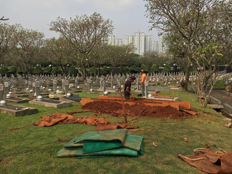 Almarhumah Ani Yudhoyono, istri Presiden ke-6 RI Susilo Bambang Yudhoyono, akan dimakamkan di Taman Makam Pahlawan Kalibata, Jakarta, Minggu (2/6/2019) bakda Zuhur. [Suara.com/Erick Tanjung]