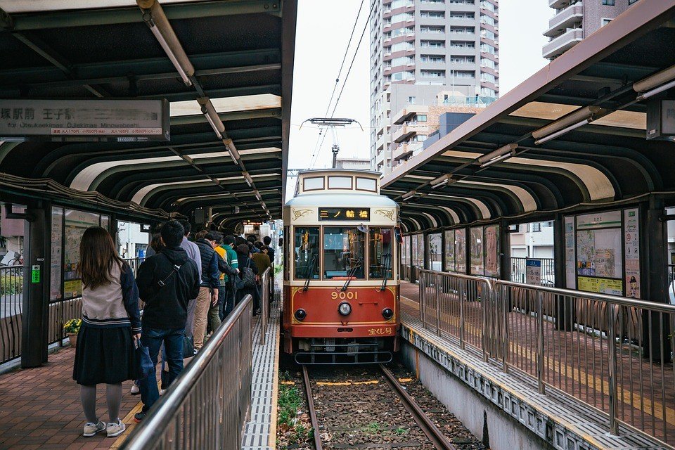 Ilustrasi kereta api di Jepang. (Pixabay/Travellm)