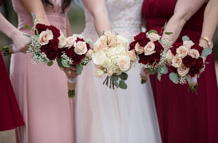 Bridesmaid. (Pexels/Bryan Schneider)