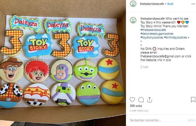 Kue berbentuk karakter film Toy Story. (Instagram/@thebakerboxcafe)